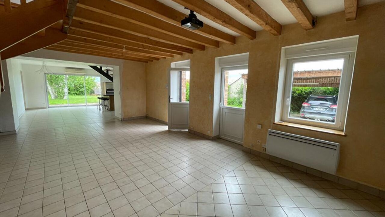 maison 7 pièces 157 m2 à vendre à Champagné (72470)