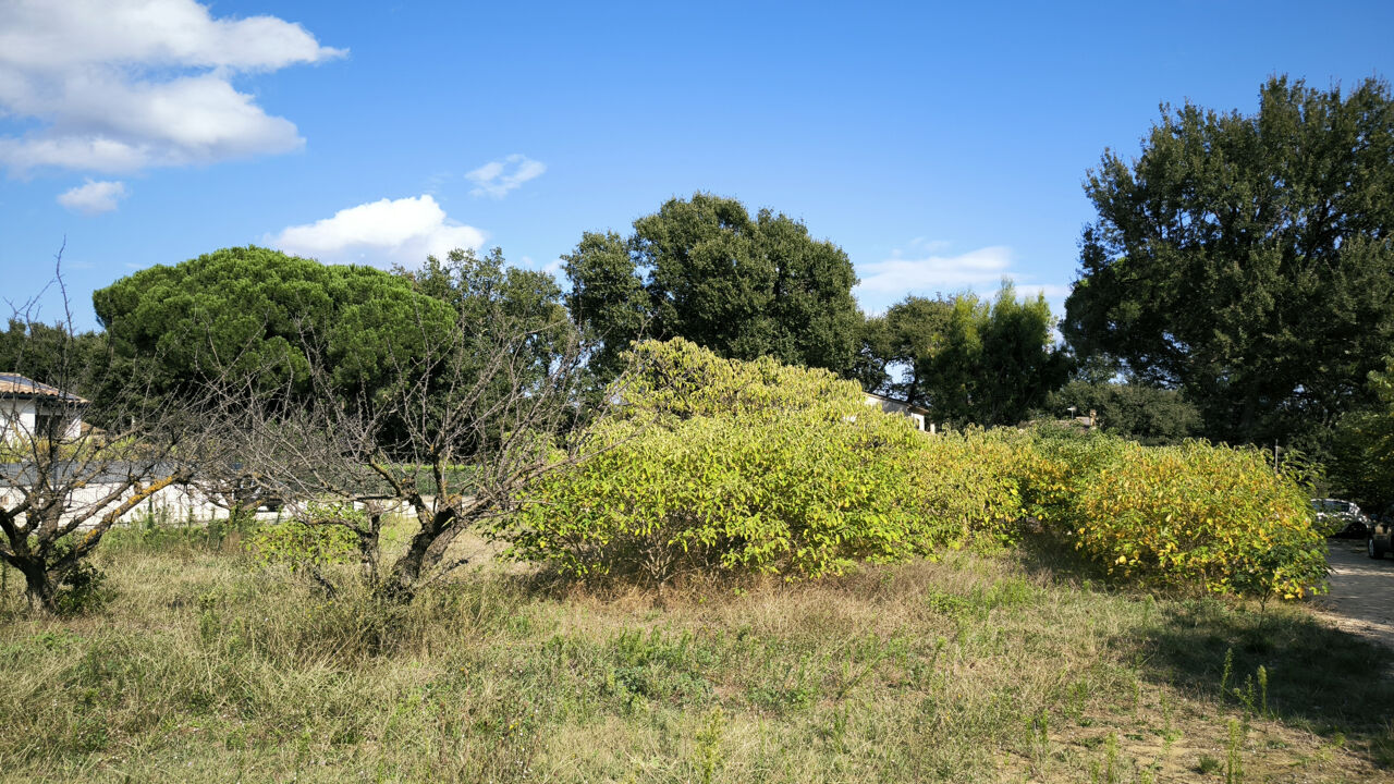 terrain  pièces 825 m2 à vendre à Saint-Laurent-la-Vernède (30330)