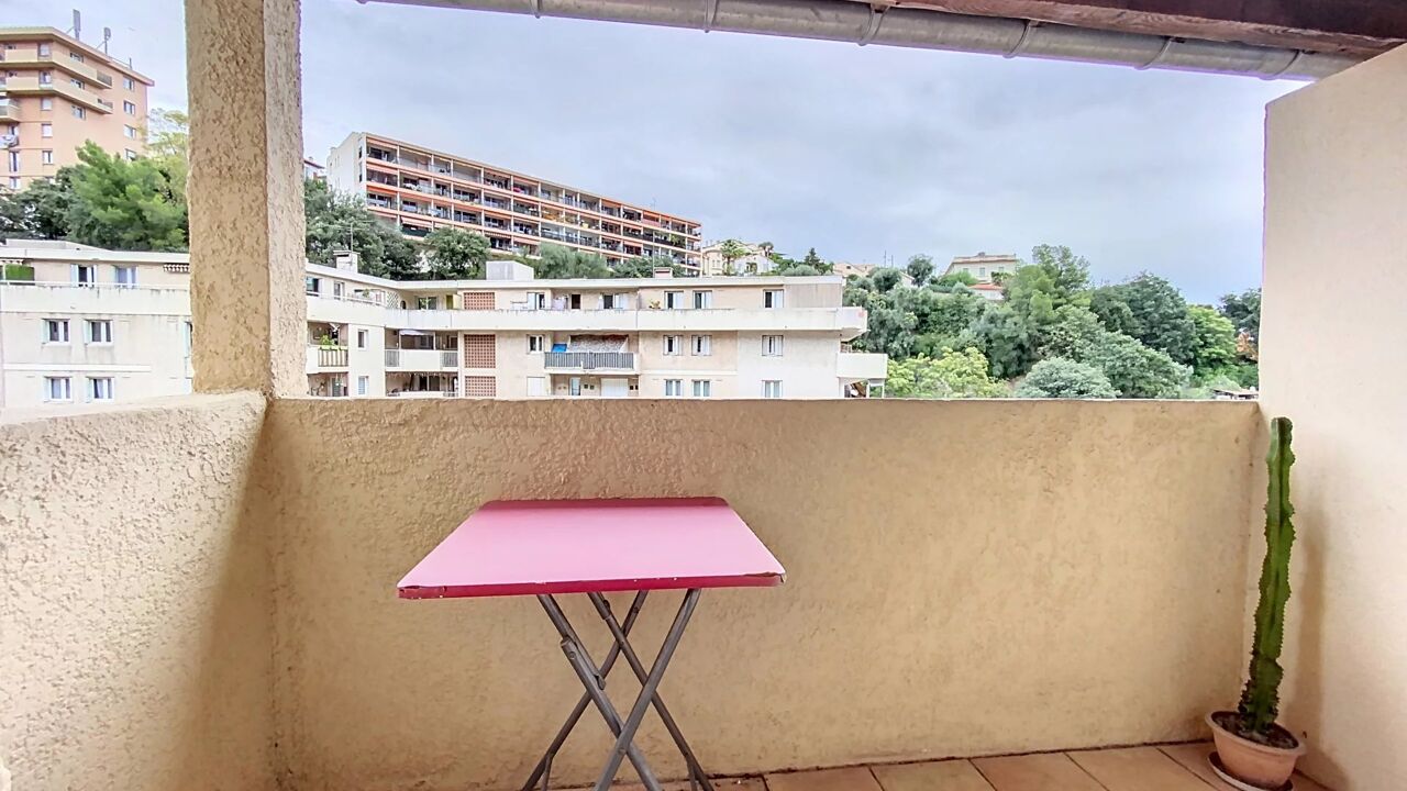 appartement 1 pièces 28 m2 à louer à Nice (06100)