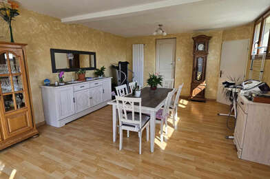 Maison 8 pièces 289900 €