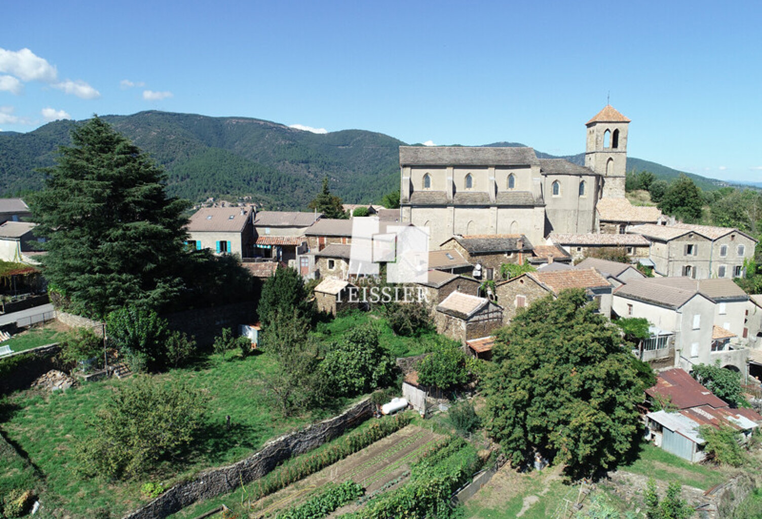Maison de village — photo 1