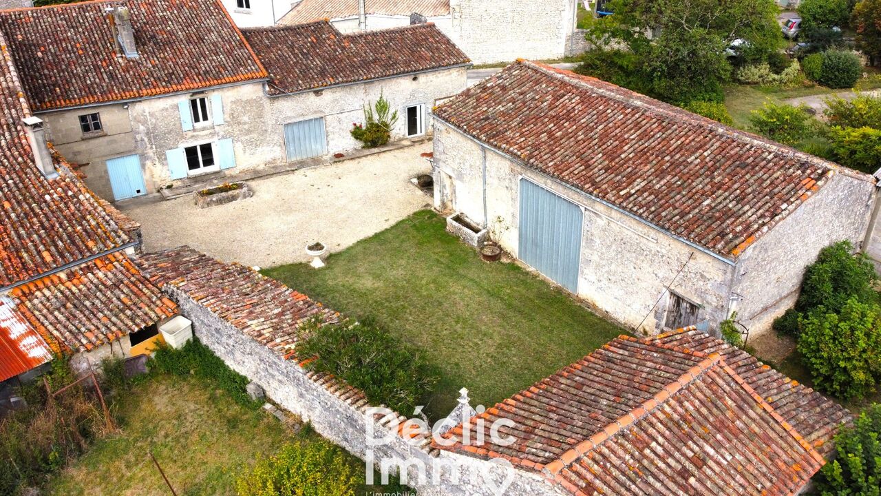 maison 3 pièces 90 m2 à vendre à Roullet-Saint-Estèphe (16440)