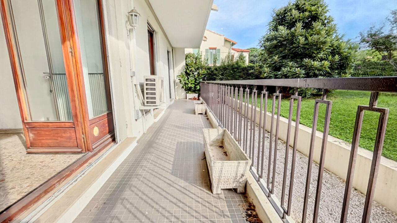 appartement 3 pièces 83 m2 à vendre à Saint-Laurent-du-Var (06700)