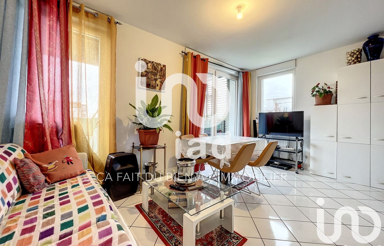 appartement 3 pièces 54 m2 à vendre à Lieusaint (77127)