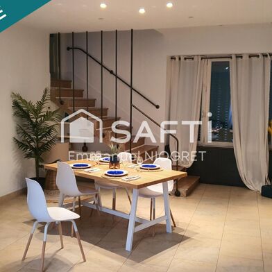 Maison 8 pièces 195 m²