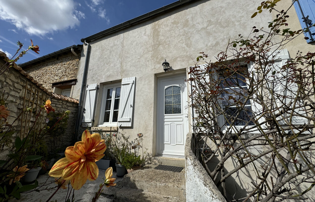 maison 3 pièces 56 m2 à vendre à Thoiry (78770)