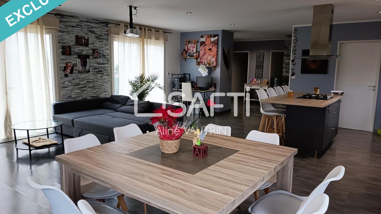 maison 8 pièces 203 m2 à vendre à Savigny-sous-Mâlain (21540)