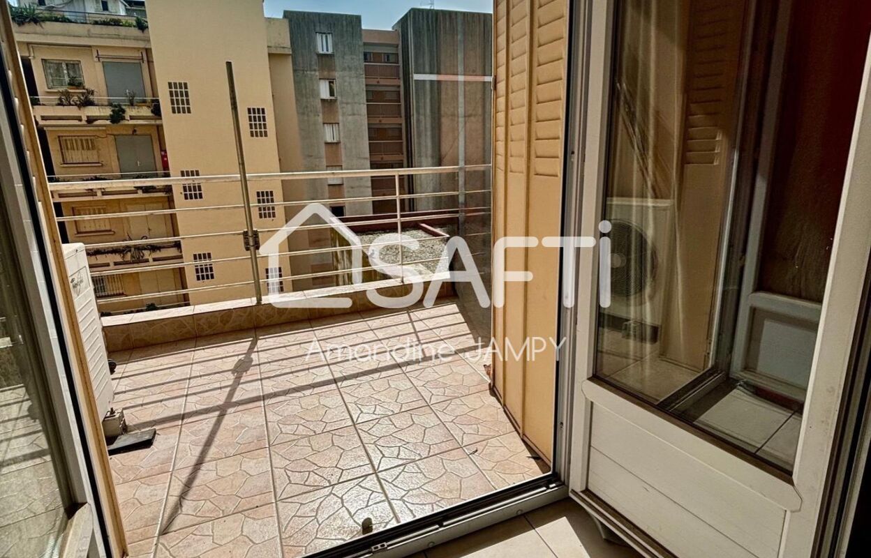 appartement 2 pièces 42 m2 à vendre à Nice (06000)