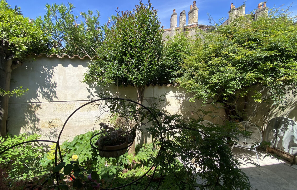 maison 6 pièces 130 m2 à vendre à Bordeaux (33000)