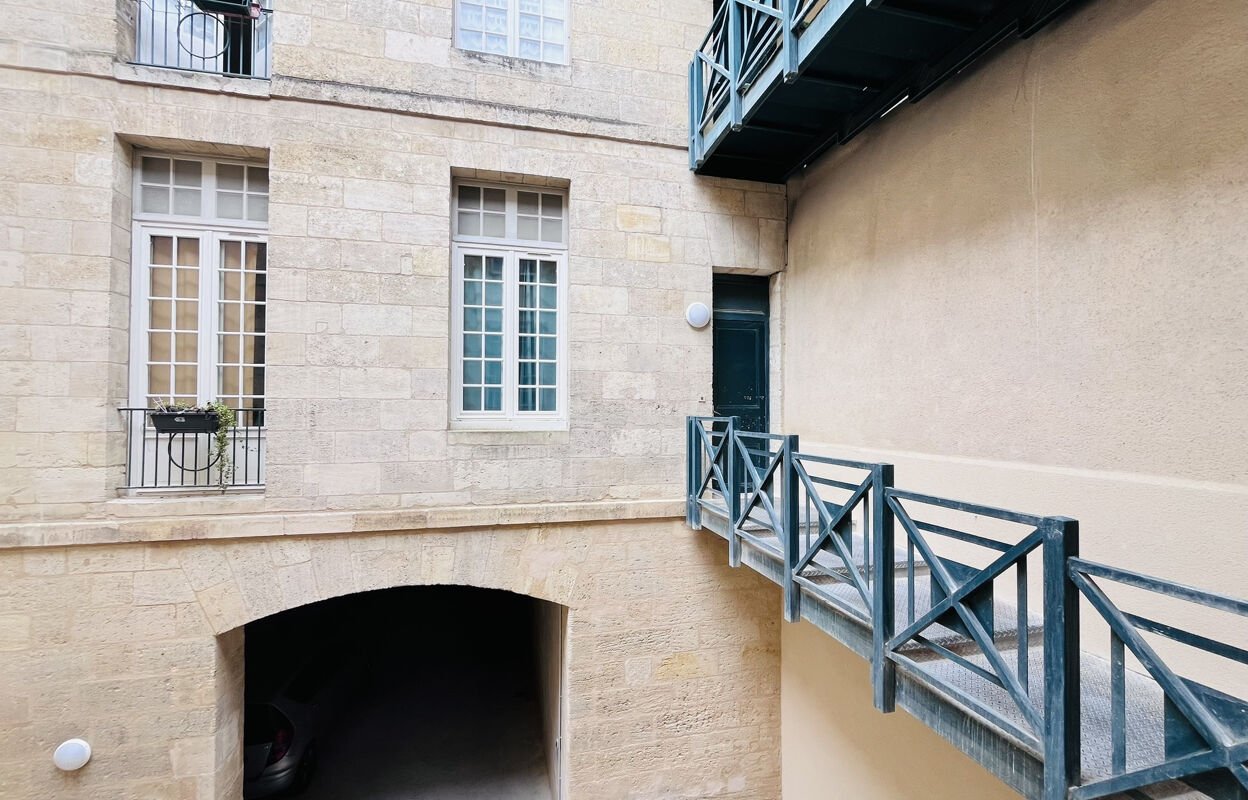 appartement 2 pièces 43 m2 à vendre à Bordeaux (33000)