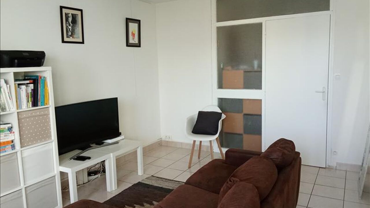 appartement 2 pièces 49 m2 à vendre à La Rochelle (17000)