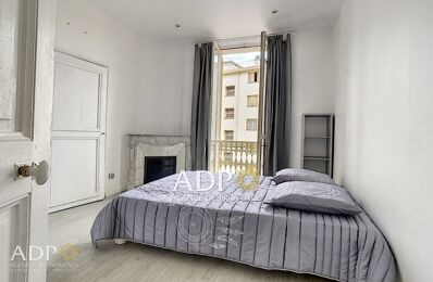 location appartement 600 € CC /mois à proximité de Vallauris (06220)