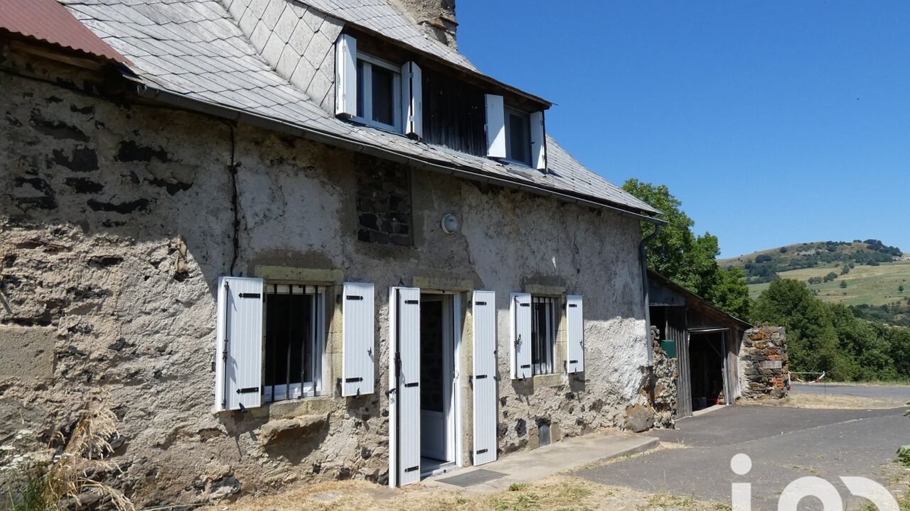 maison 4 pièces 85 m2 à vendre à Vèze (15160)