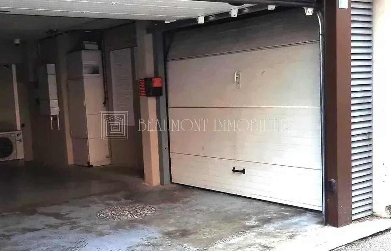 garage  pièces  m2 à vendre à Nice (06200)