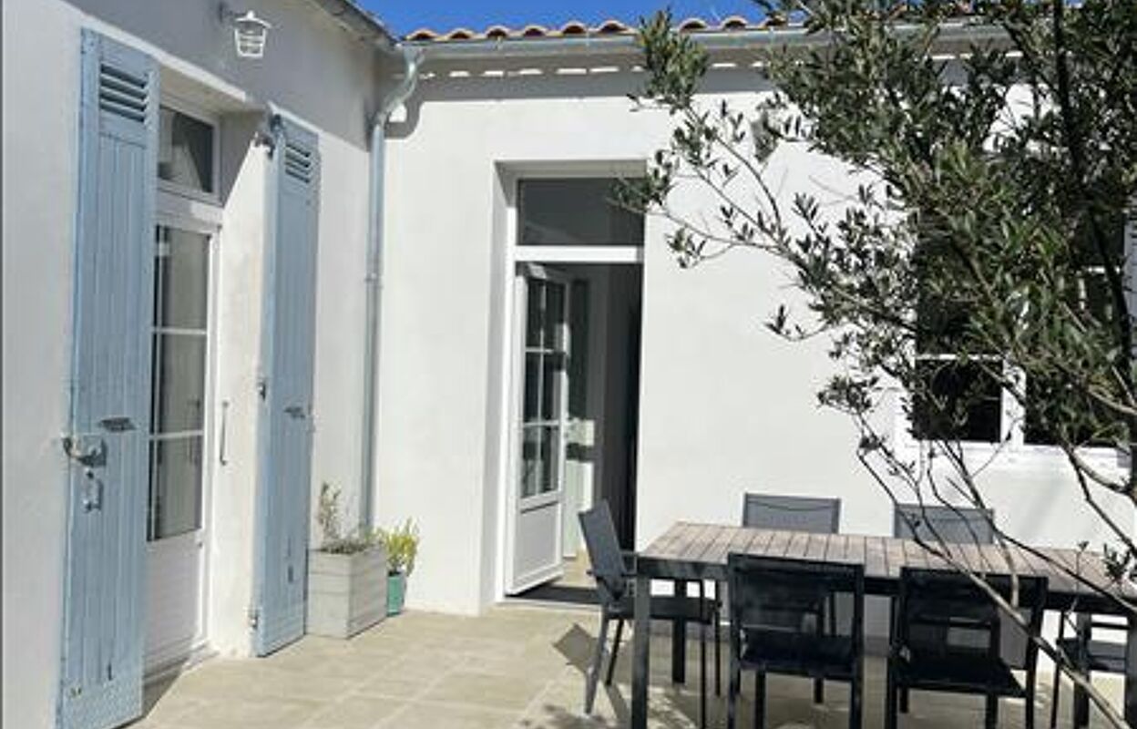 maison 4 pièces 87 m2 à vendre à La Rochelle (17000)