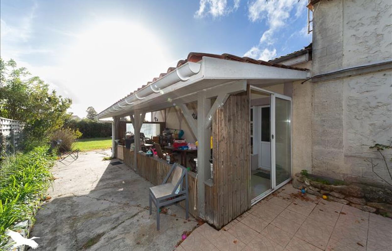 maison 4 pièces 194 m2 à vendre à Cubnezais (33620)