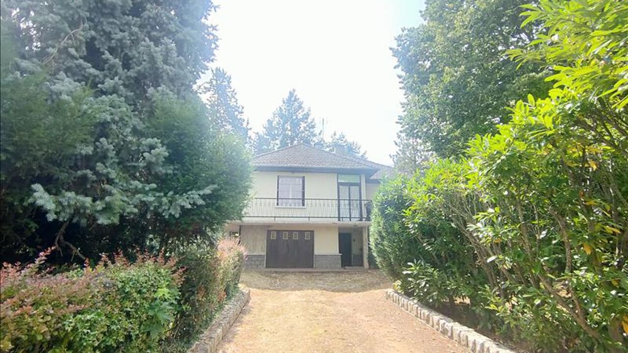 maison 4 pièces 91 m2 à vendre à Prémilhat (03410)