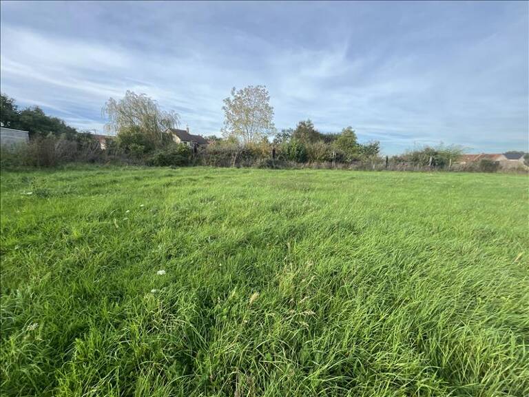 Terrain à bâtir de 0 pièces principales — photo 1