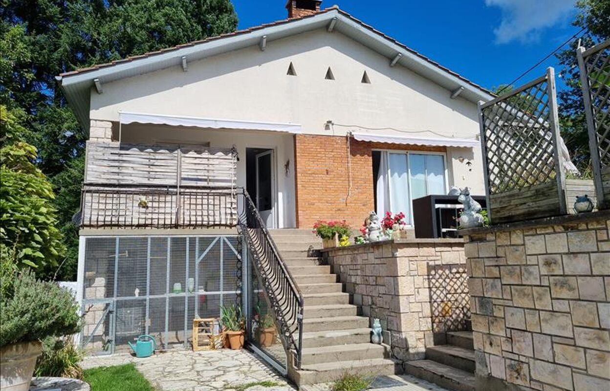 maison 5 pièces 100 m2 à vendre à Latronquière (46210)