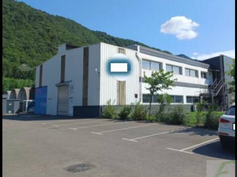 Local industriel — photo 1