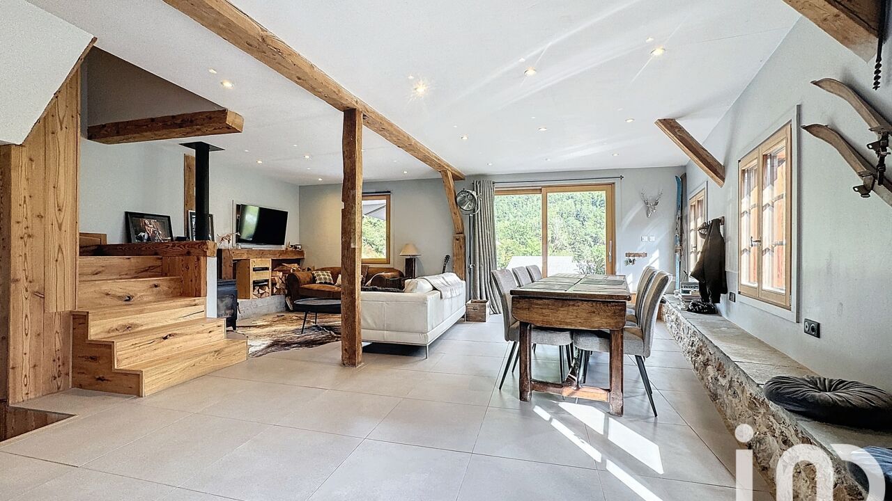 maison 6 pièces 158 m2 à vendre à Samoëns (74340)