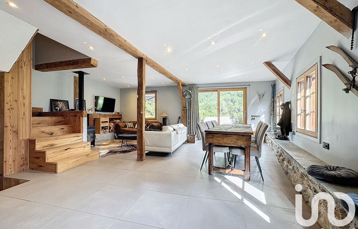 maison 6 pièces 158 m2 à vendre à Samoëns (74340)