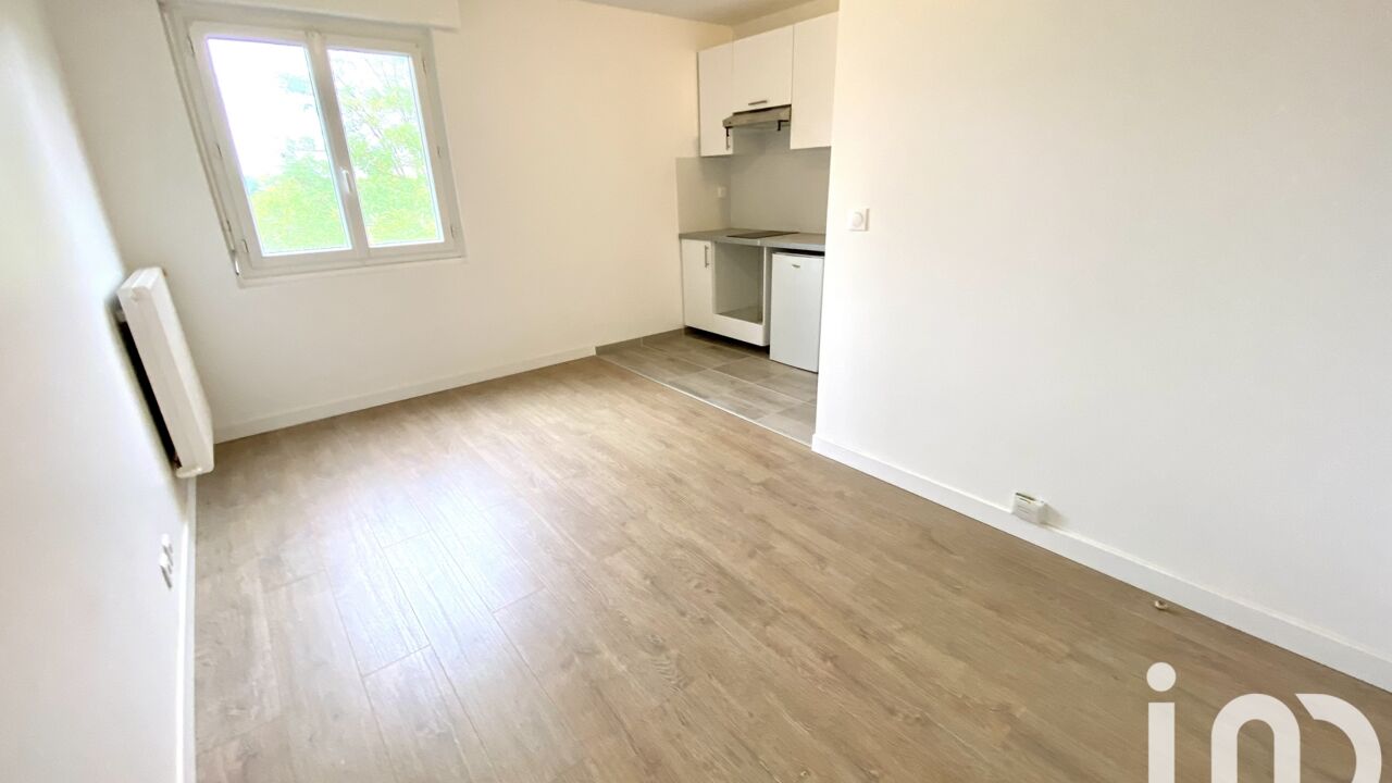 appartement 1 pièces 20 m2 à vendre à Corbeil-Essonnes (91100)