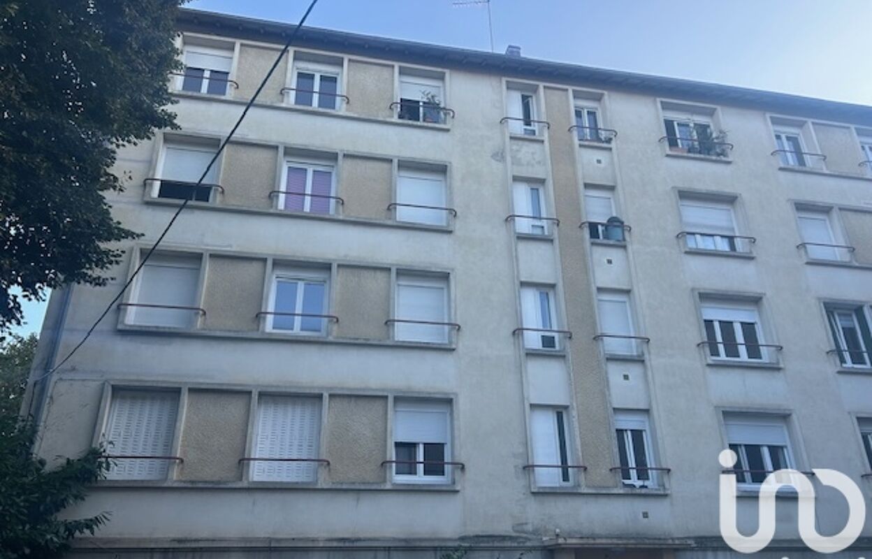 appartement 3 pièces 55 m2 à vendre à Montluçon (03100)