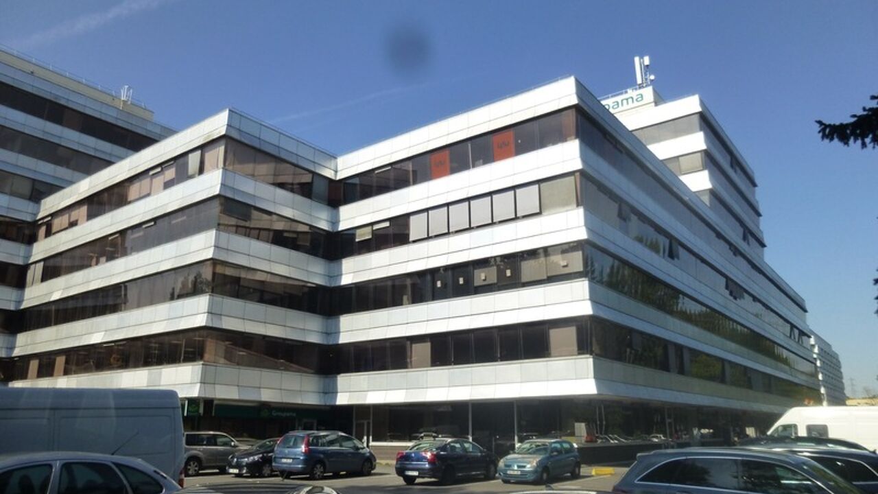 bureau 32 pièces 600 m2 à vendre à Cergy (95000)