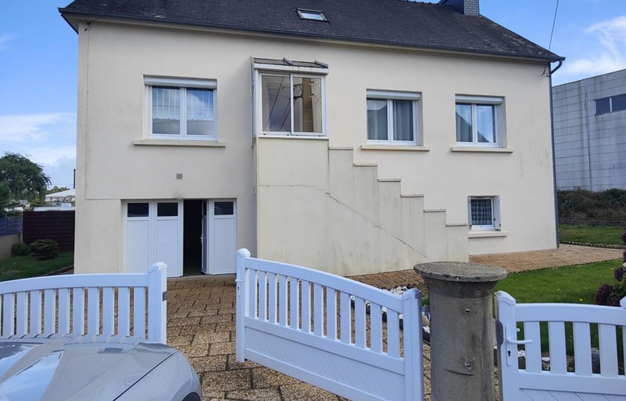 maison 6 pièces 116 m2 à vendre à Carhaix-Plouguer (29270)