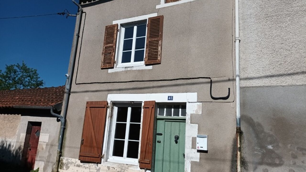 maison 4 pièces 68 m2 à vendre à Montmorillon (86500)