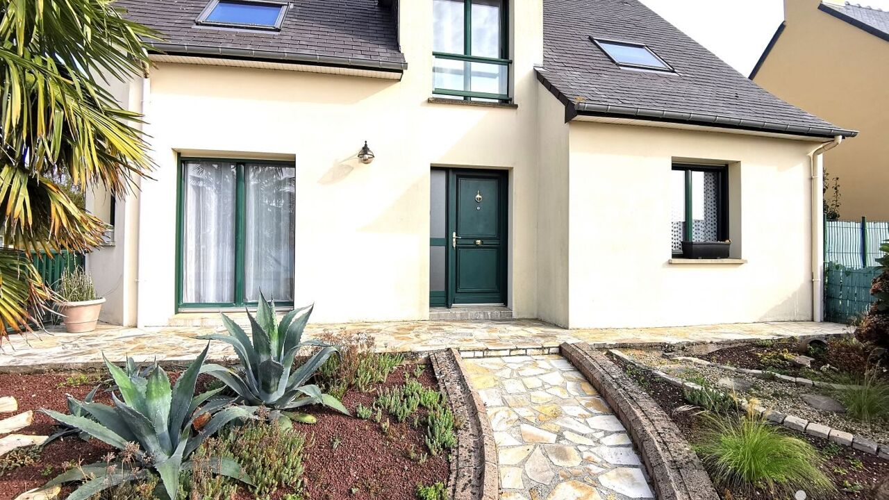 maison 5 pièces 134 m2 à vendre à Fougères (35300)