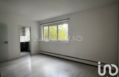 location appartement 1 000 € CC /mois à proximité de Saint-Denis (93210)