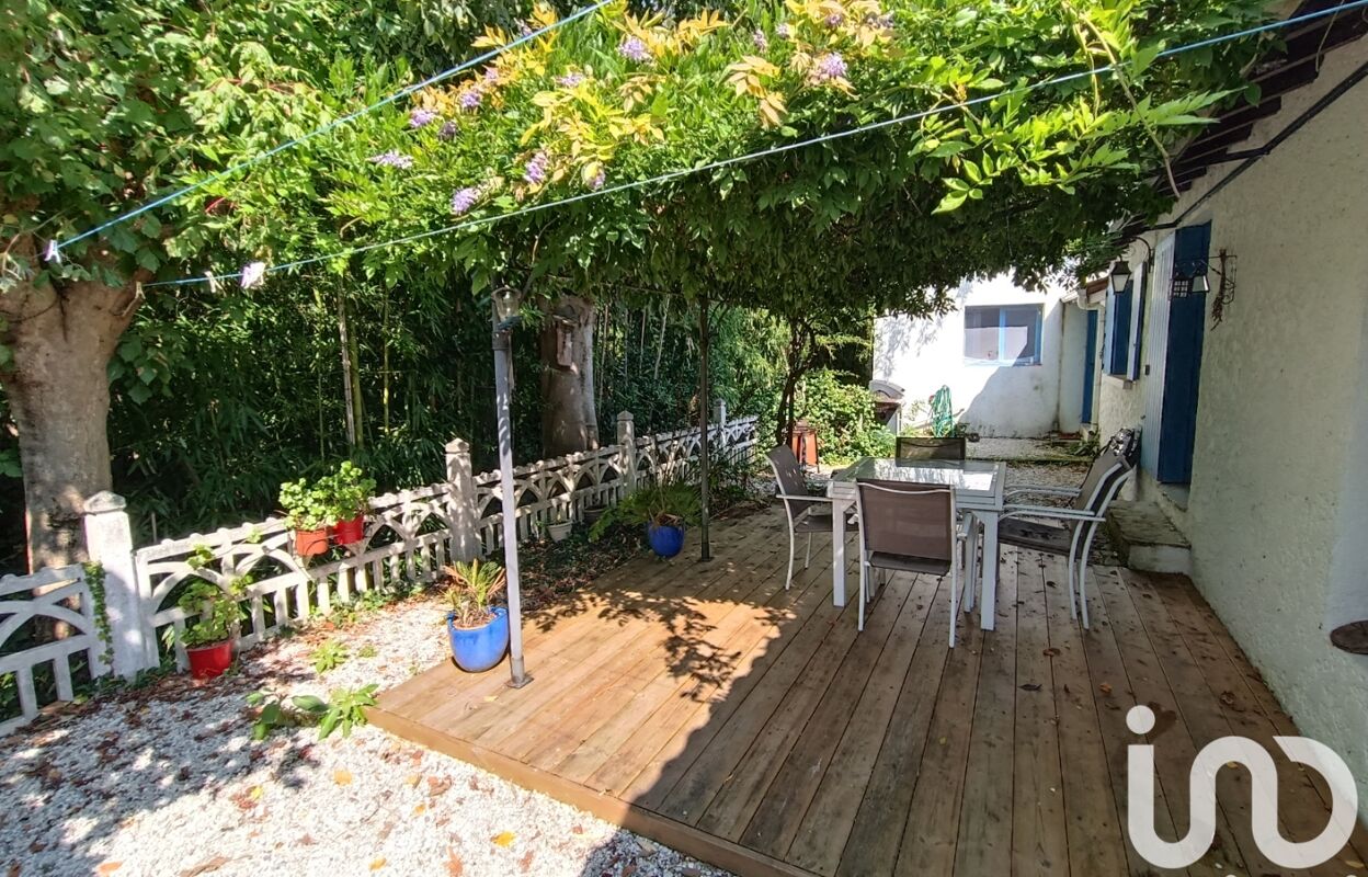 maison 4 pièces 121 m2 à vendre à Léognan (33850)