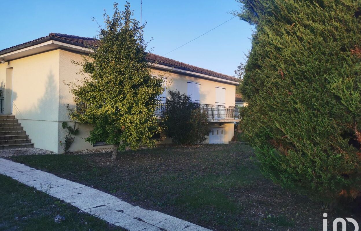 maison 4 pièces 106 m2 à vendre à Surgères (17700)