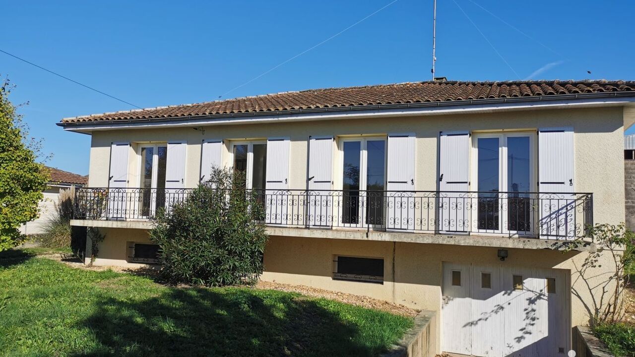 maison 4 pièces 106 m2 à vendre à Surgères (17700)