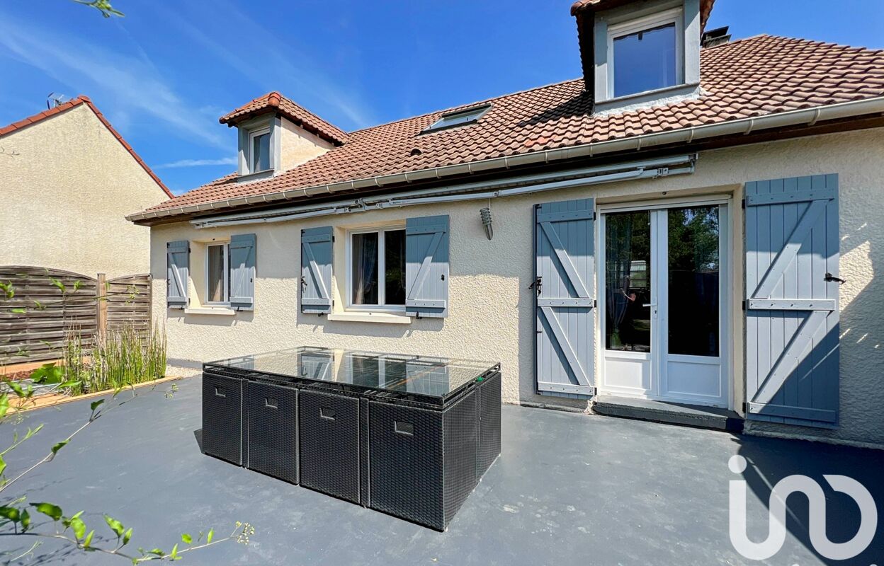 maison 6 pièces 128 m2 à vendre à Crisenoy (77390)