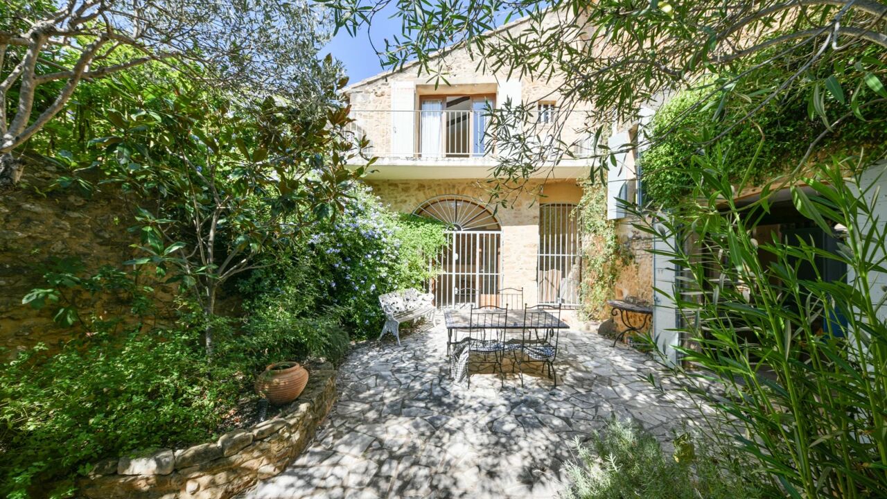 maison 6 pièces 230 m2 à vendre à Uzès (30700)