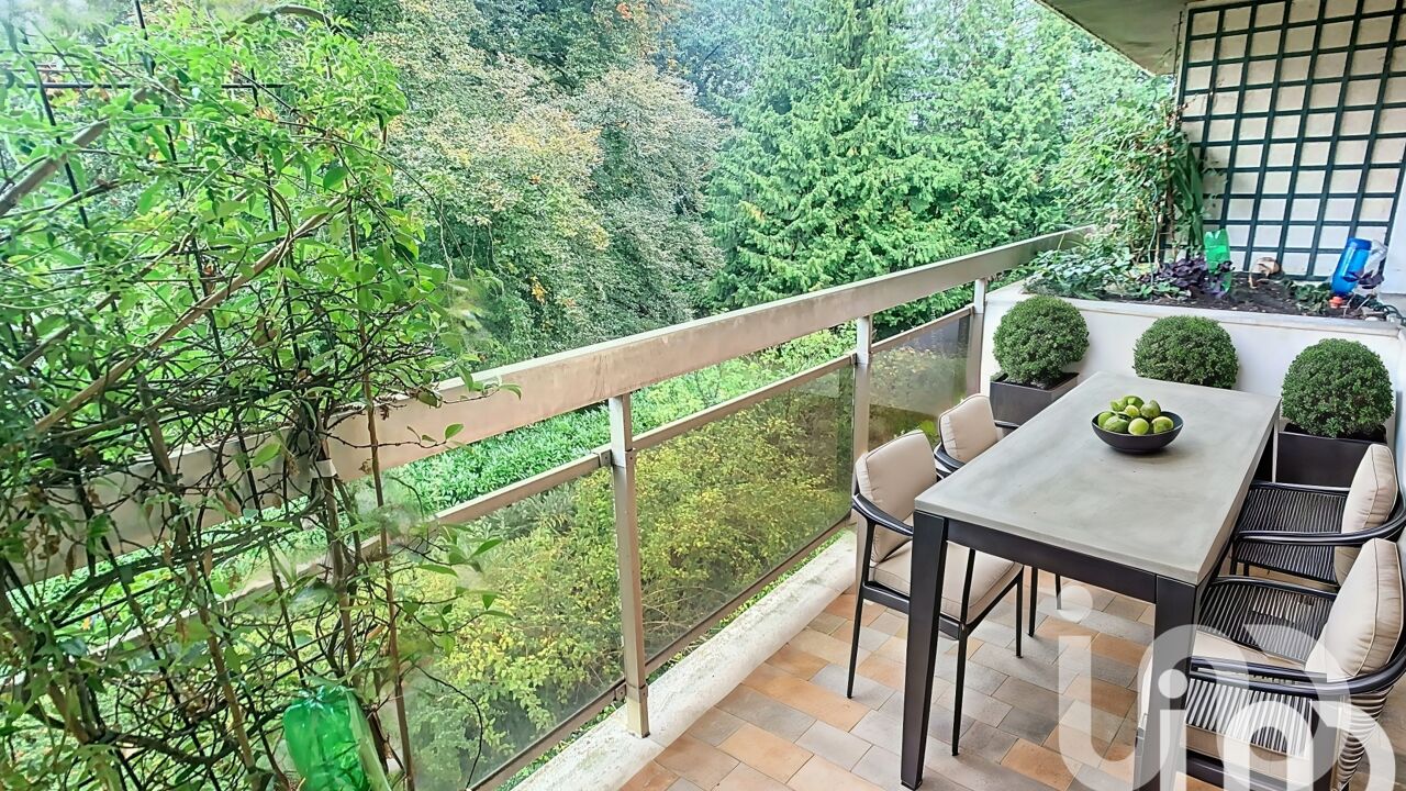 appartement 5 pièces 134 m2 à vendre à Vaucresson (92420)