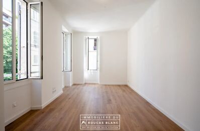 location appartement 1 000 € CC /mois à proximité de Marseille 11 (13011)