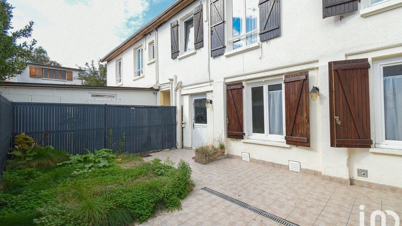 appartement 2 pièces 28 m2 à vendre à Villemomble (93250)