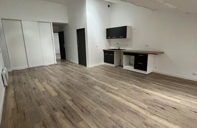 location appartement 905 € CC /mois à proximité de Le Puy-Sainte-Réparade (13610)