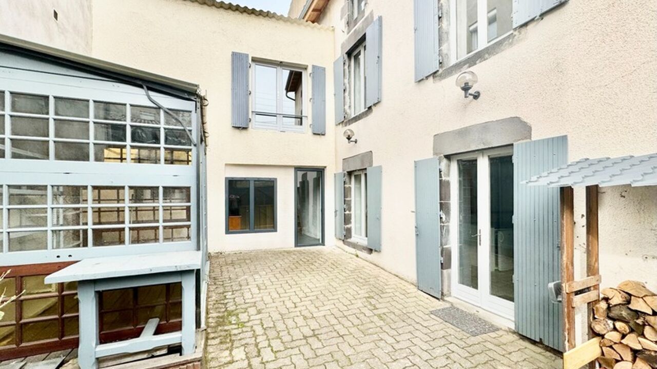 maison 6 pièces 125 m2 à vendre à Nohanent (63830)