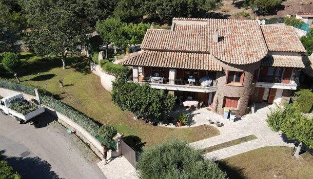 Villa / Maison 7 pièces  à vendre Agay 83530