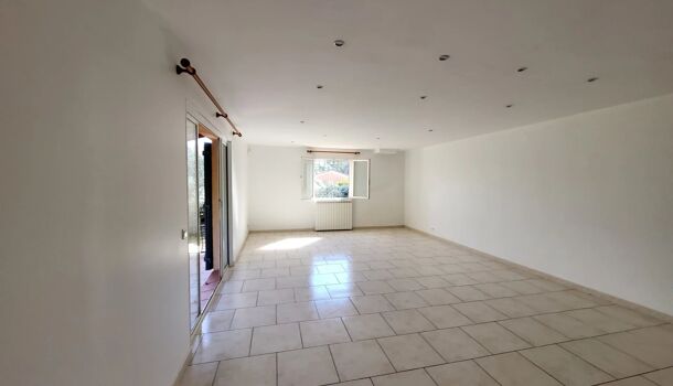 Villa / Maison 4 pièces  à vendre Luc (Le) 83340