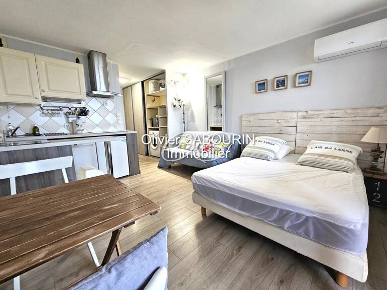 STUDIO VUE ME DANS RESIDENCE AVEC PISCINE — photo 1