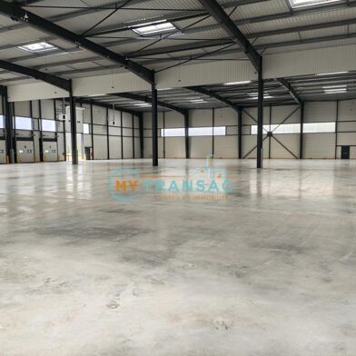 Local industriel 3562 m²