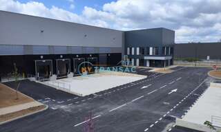 Local industriel  3551 m² à louer à La Courneuve (93120)