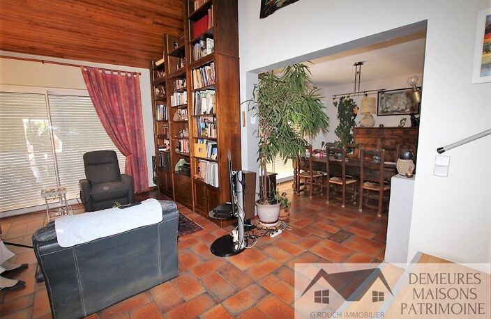 Villa — photo 4