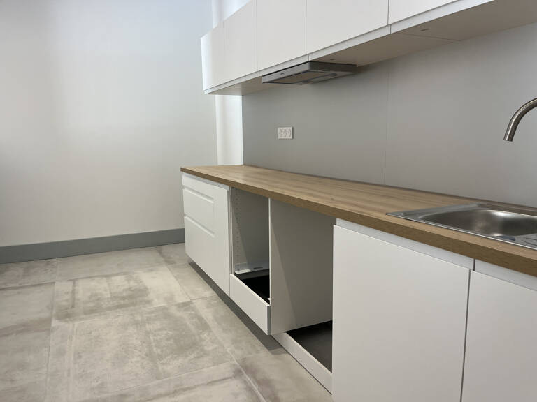 Nîmes - Quartier Carnot : Superbe appartement P4 entièrement — photo 1